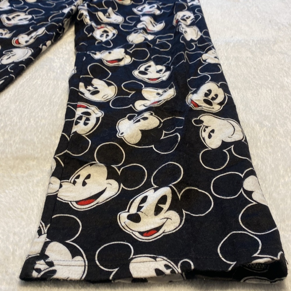 Men’s size large Disney Mickey Mouse black and white flannel pants​ NWOT - Picture 2 of 4